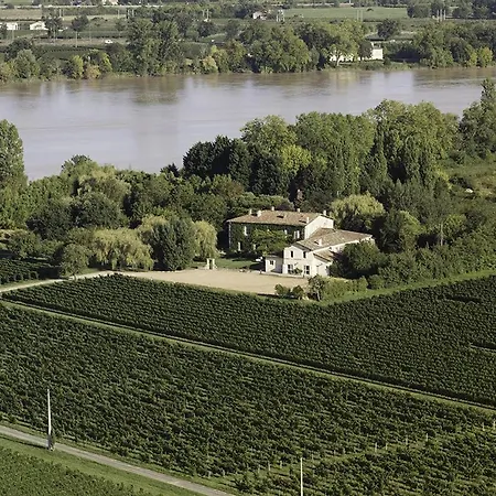 招待所 佩蒂特·加洛斯住宿加早餐旅馆 3*